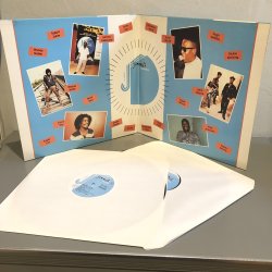 画像3: V.A. / King Jammy's presents Sleng -Teng EXTRAVAGANZA  2LP