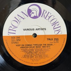 画像4: V.A. / "keep on coming through the door..." JAMAICAN DEEJAY MUSIC 1969-1973 