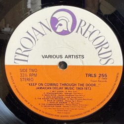 画像5: V.A. / "keep on coming through the door..." JAMAICAN DEEJAY MUSIC 1969-1973 