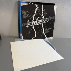 画像4: ラリー・カールトン ~ LARRY CARLTON / ストライクス・トワイス / STRIKES TWICE (LP) 