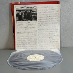 画像3: エルヴィン・ジョーンズ〜マッコイ・タイナー・クインテット ~ ELVIN JONES = McCOY TYNER QUINTET / ラヴ・アンド・ピース ~ LOVE & PEACE (LP) 