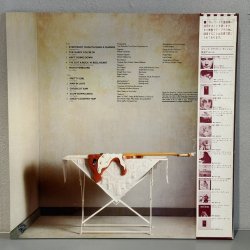 画像2: Eric Clapton ~ マネー・アンド・シガレッツ (LP)