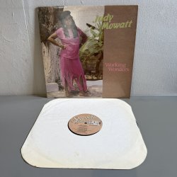 画像3: ジュディ・モワット ~ Judy Mowatt / ワーキング・ワンダーズ ~ Working Wonders (LP)