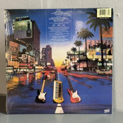 画像2: アイズレー・ジャスパー・アイズレー ~ Isley Jasper Isley / ブロードウェイズ・クローザー・トゥ・サンセット・ブルヴァード ~ Broadway's Closer To Sunset Blvd. (LP)