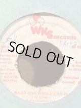 画像: BERES MAMMOND . WHAT ONE DANCE CAN DO