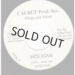 画像: JUNOR HOLT . WOLIGAN