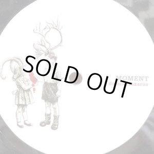 画像: MOMENT / damian lazarus e.p.