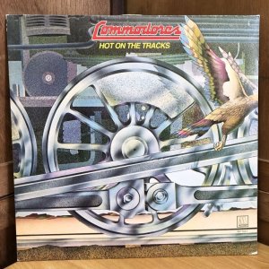 画像: COMMODORES / HOT ON THE TRACKS