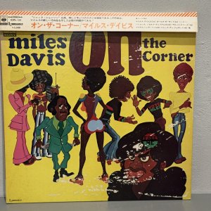 画像: MILES DAVIS / on the corner 帯付き