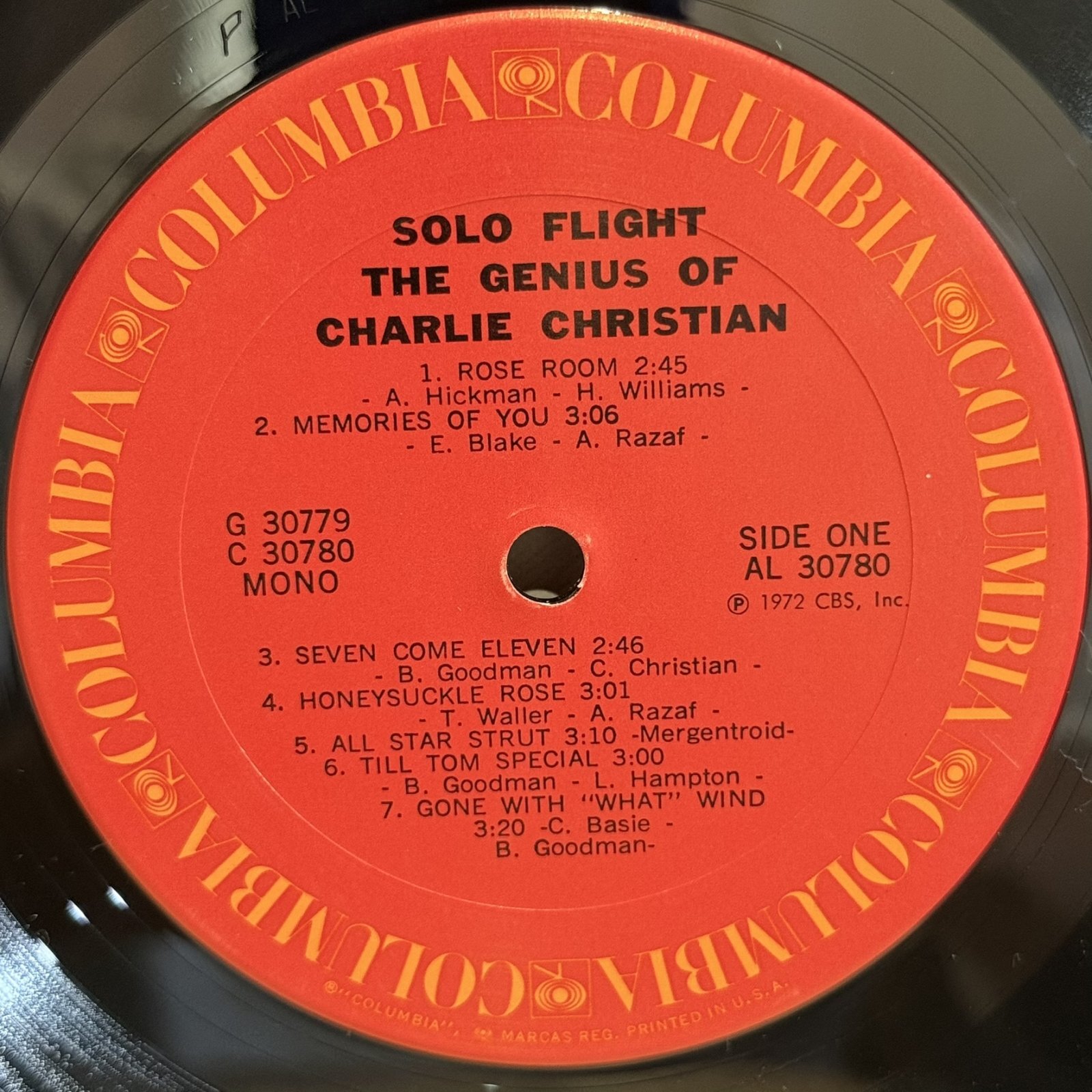 画像9: CHARLIE CHRISTIAN / SOLO FLIGHT・THE GENIUS OF CHARLIE CHRISTIAN 