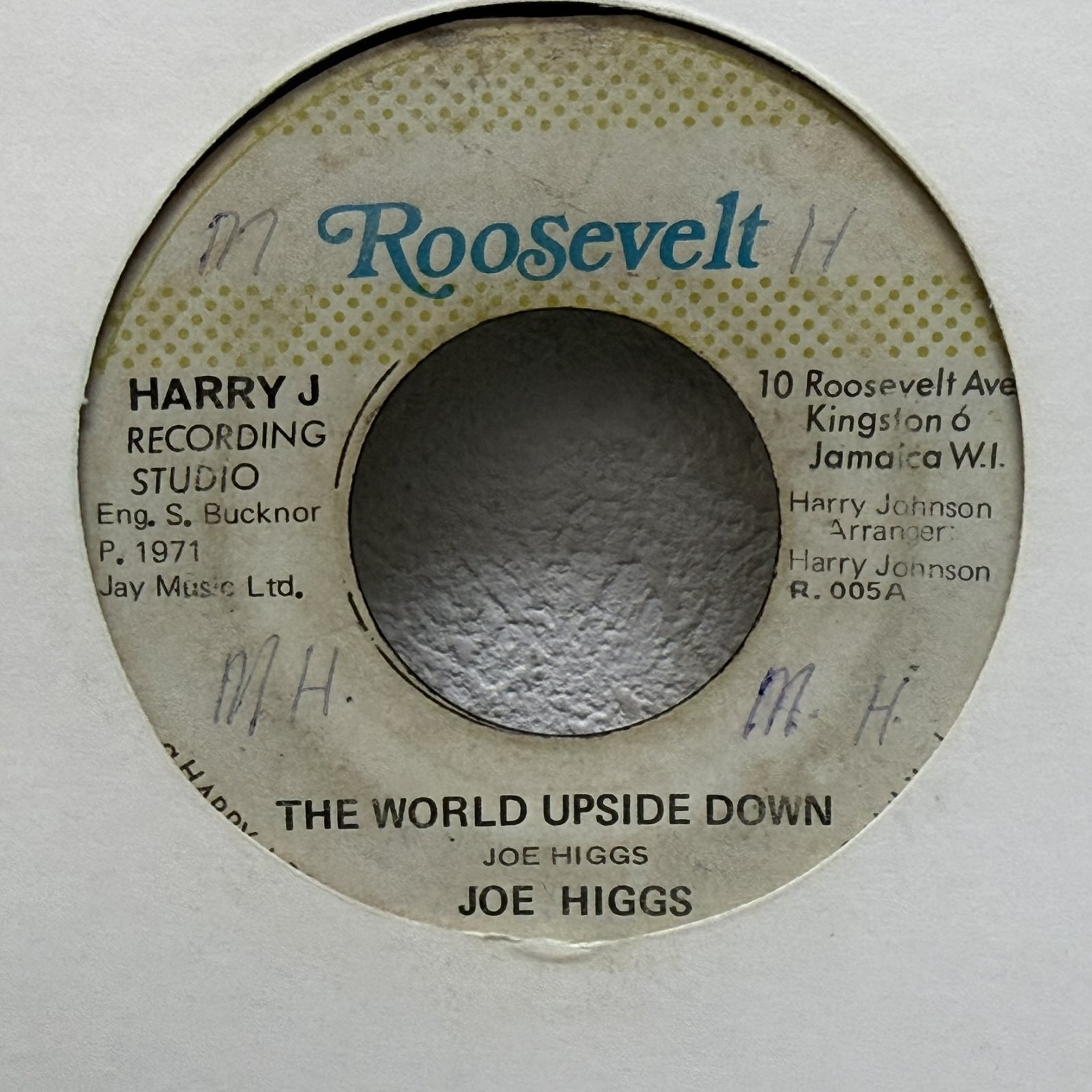 画像1: JOE HIGGS / THE WORLD UPSIDE DOWN  (7")