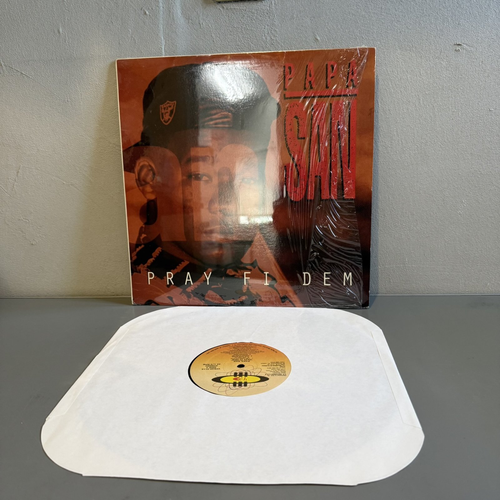 画像3: パパ・サン ~ Papa San / プレイ・フィ・デム ~ Pray Fi Dem (LP)