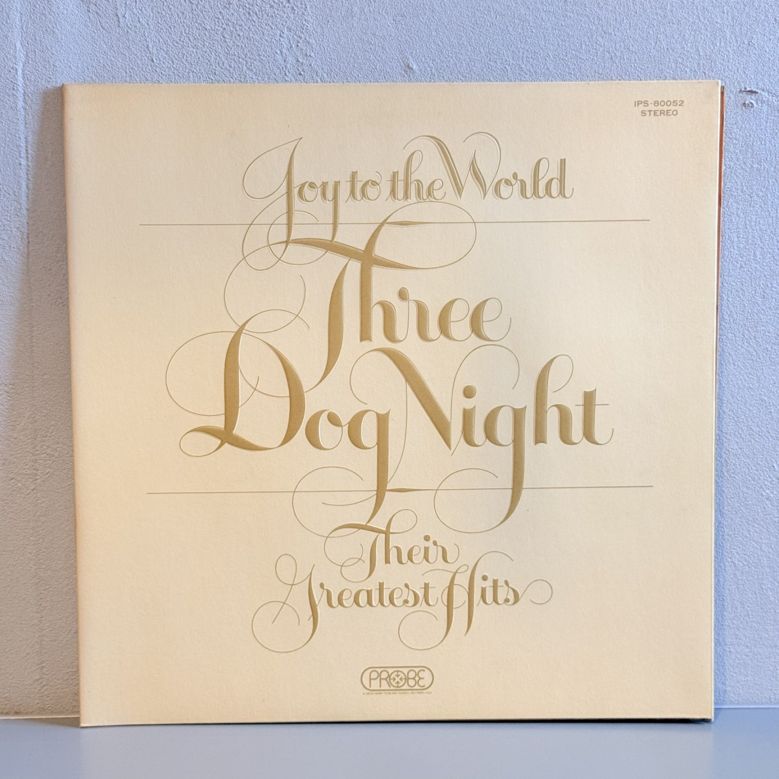 画像1: スリー・ドッグ・ナイト ~ Three Dog Night / ジョイ・トゥ・ザ・ワールド〜グレイテスト・ヒッツ ~ Joy To The World — Their Greatest Hits (LP)