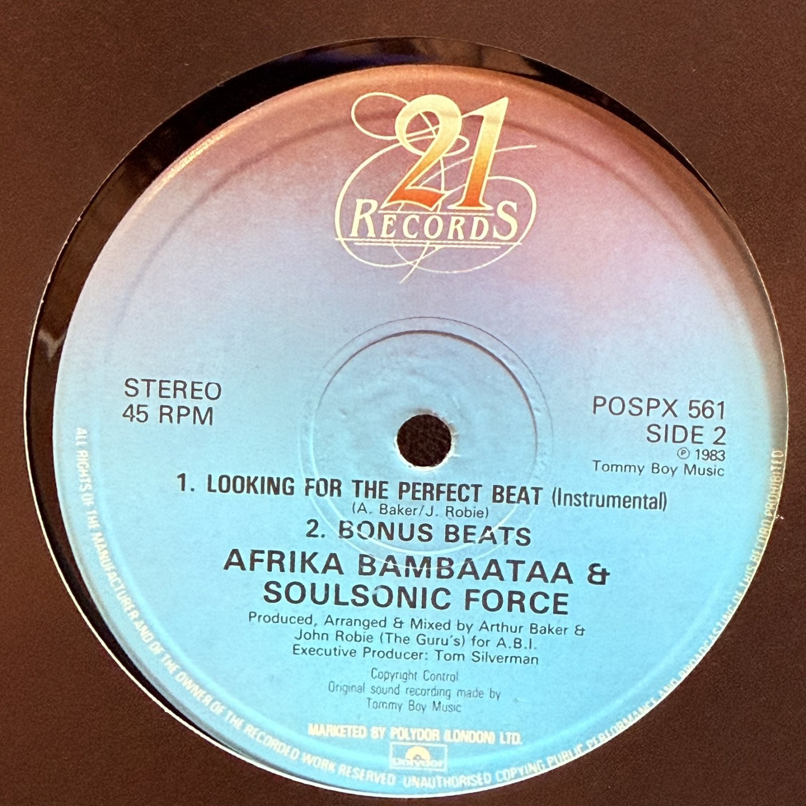 画像3: アフリカ・バンバータ&ソウルソニック・フォース ~ Afrika Bambaataa & Soulsonic Force / ルッキング・フォー・ザ・パーフェクト・ビート ~ Looking For The Perfect Beat (12インチ)