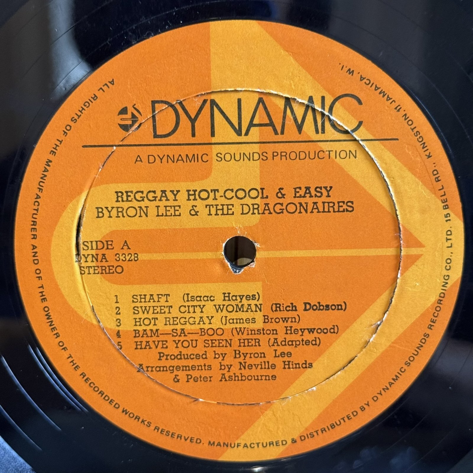 画像4: バイロン・リー&ザ・ドラゴネアーズ ~ Byron Lee And The Dragonaires / レゲイ・ホット・クール&イージー ~ Reggay Hot Cool & Easy (LP)
