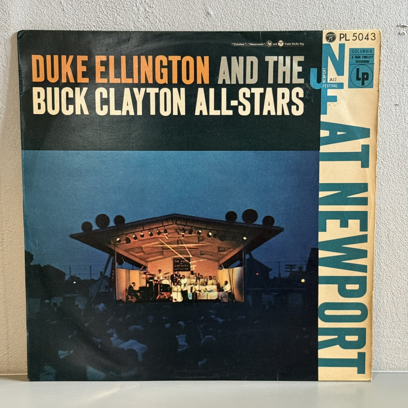 画像1: デューク・エリントン & バック・クレイトン・オールスターズ ~ Duke Ellington & The Buck Clayton All-Stars / アット・ニューポート ~ At Newport (LP)